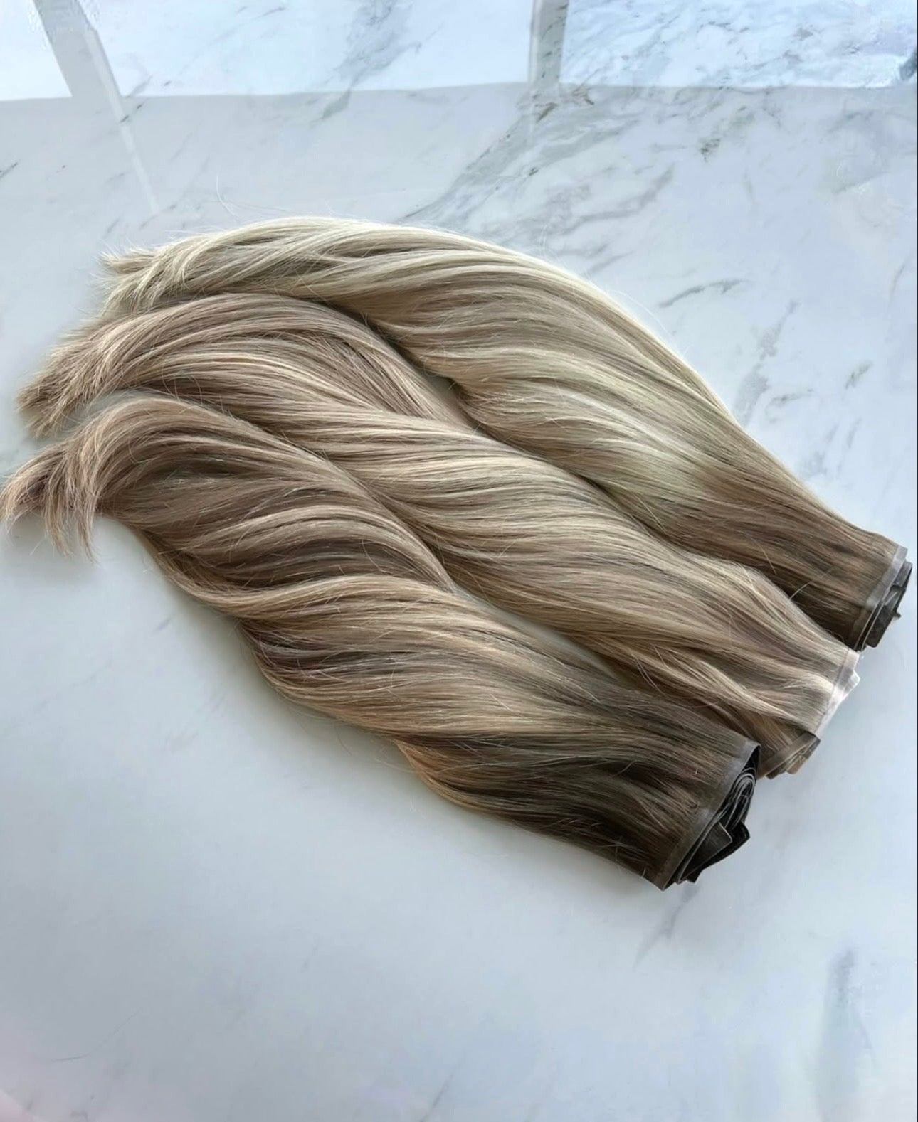 BRONDE - Seamless Clip-Ins