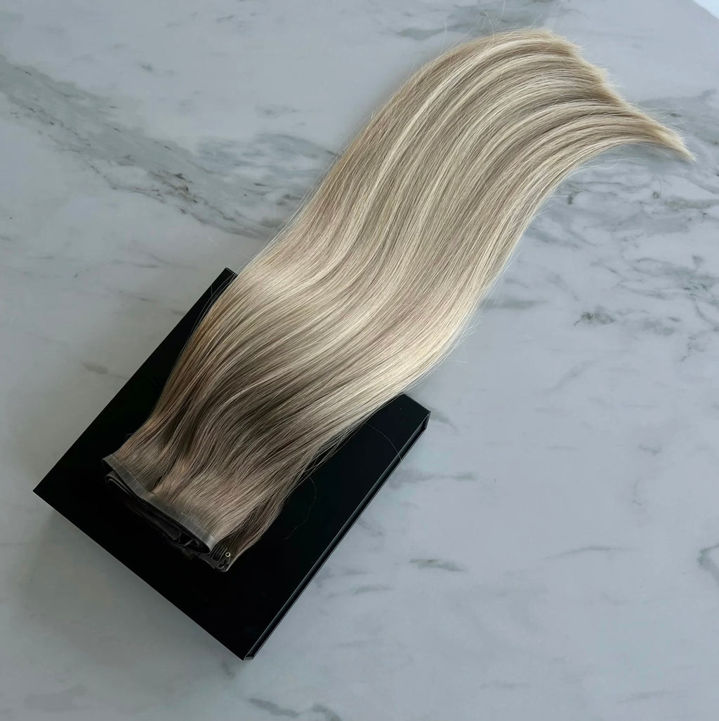CHAMPAGNE BALAYAGE Seamless Clip-In
