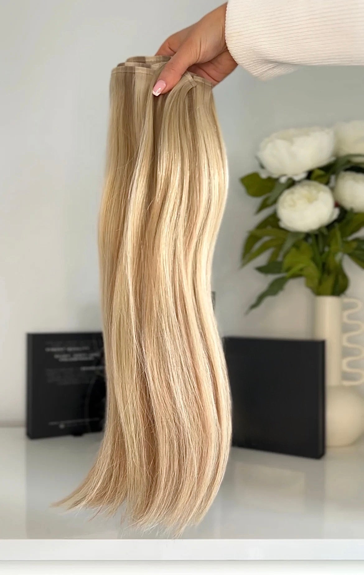 BEACH BLONDE -Seamless Clip-Ins